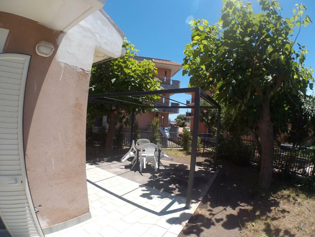 Vila Sicily For Rent Mascali Pokoj fotografie
