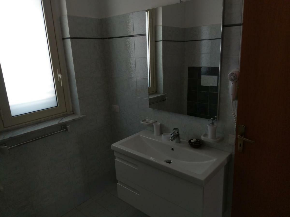 Vila Sicily For Rent Mascali Pokoj fotografie
